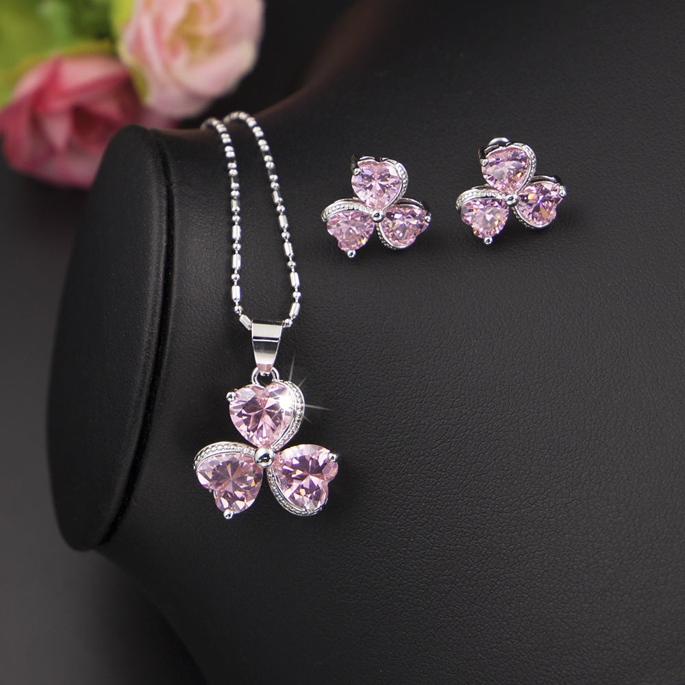 Conjunto de joyas de circón y trébol Zenitha: un toque de fortuna y elegancia