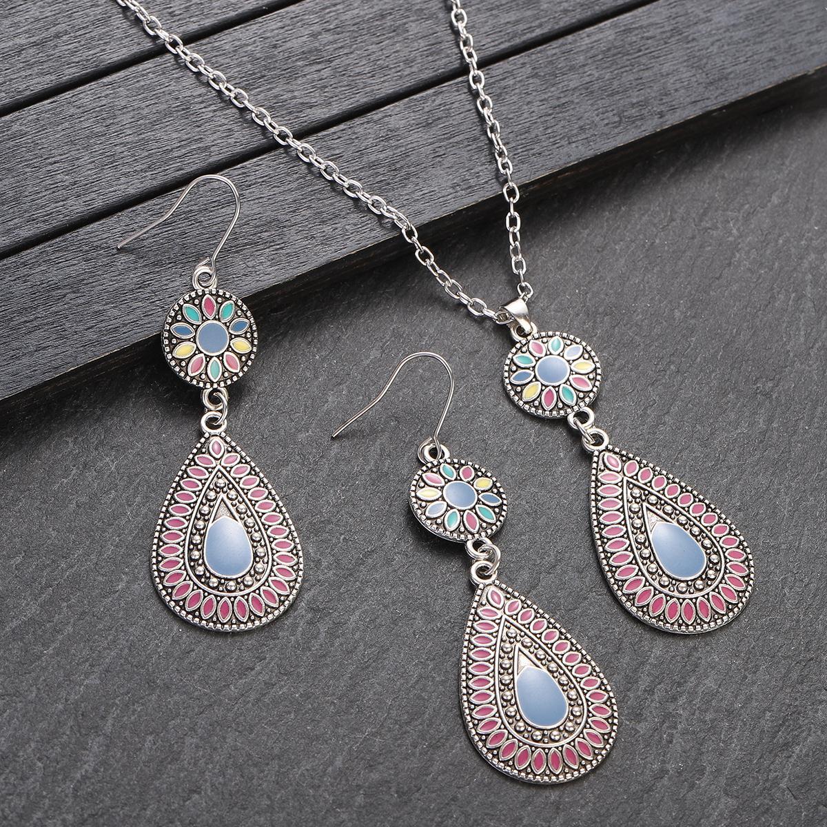 Conjunto de joyas de cuentas coloridas de estilo bohemio