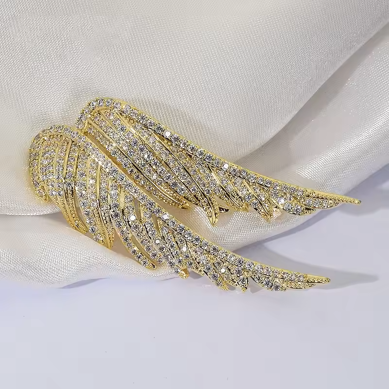Zenitha Guardian Wings Brooch – Where Strength Meets Stillness