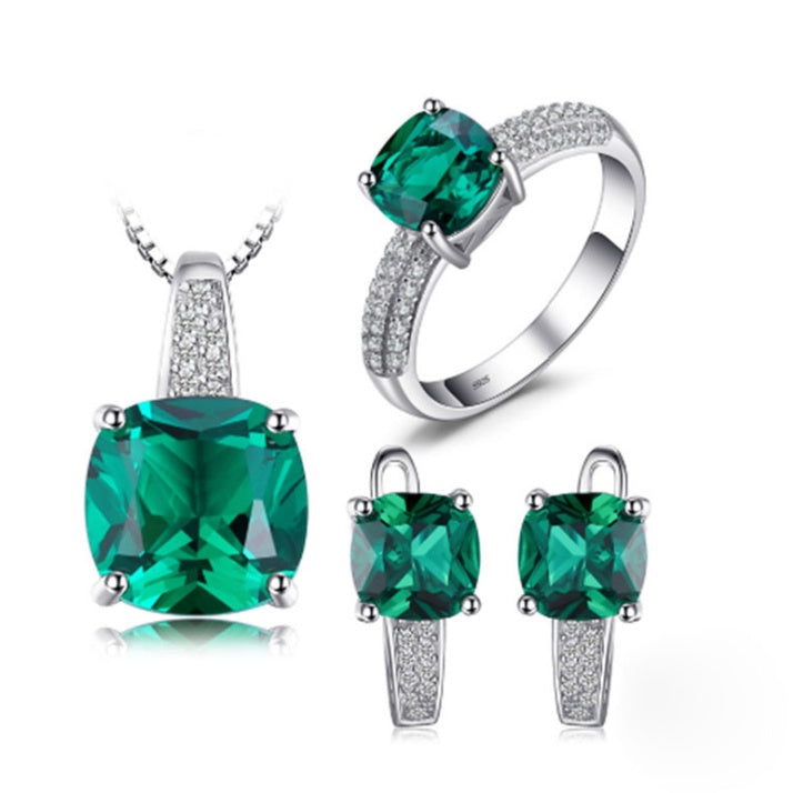 Conjunto de joyas Zenitha Emerald Glow: claridad audaz, gracia atemporal