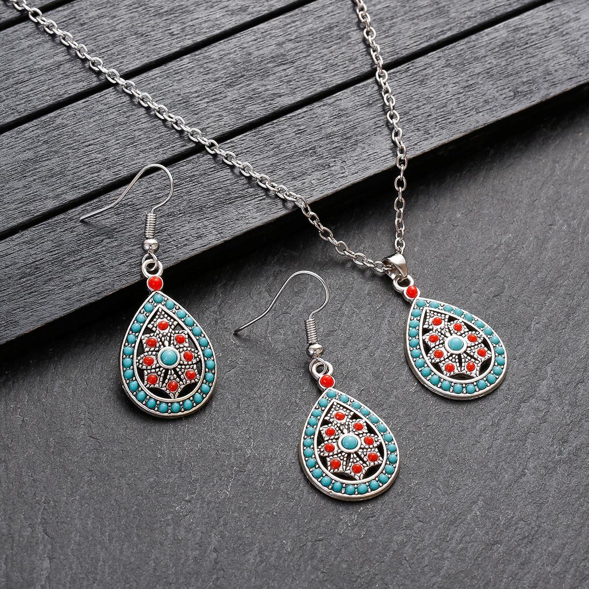 Conjunto de joyas de cuentas coloridas de estilo bohemio