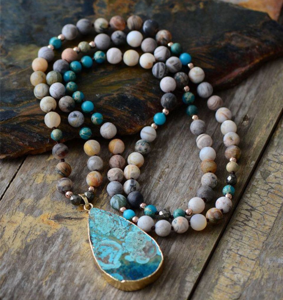 Zenitha Ocean Essence Necklace – A Touch of Nature’s Serenity