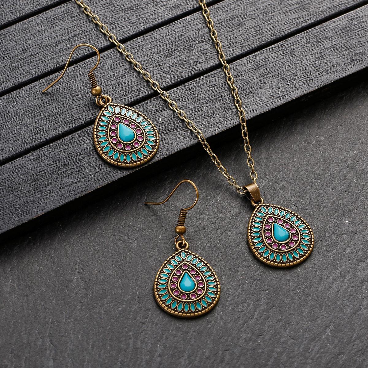 Conjunto de joyas de cuentas coloridas de estilo bohemio