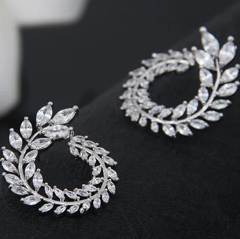 Zenitha Aurelia Vine Jewelry Set – Where Grace Spirals in Gold
