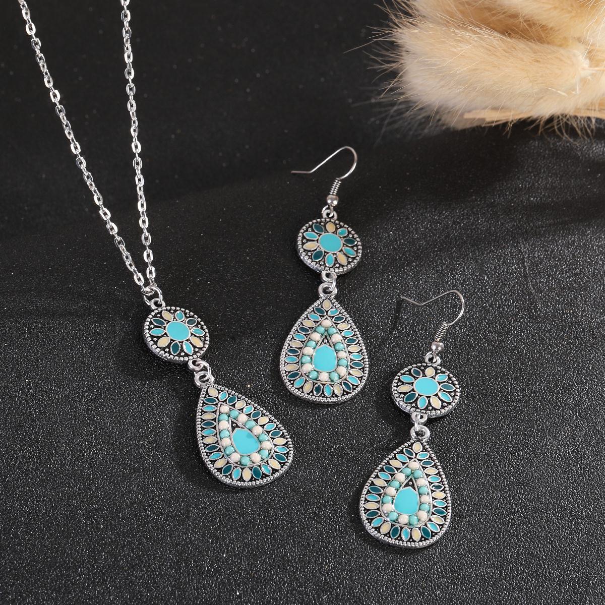 Conjunto de joyas de cuentas coloridas de estilo bohemio