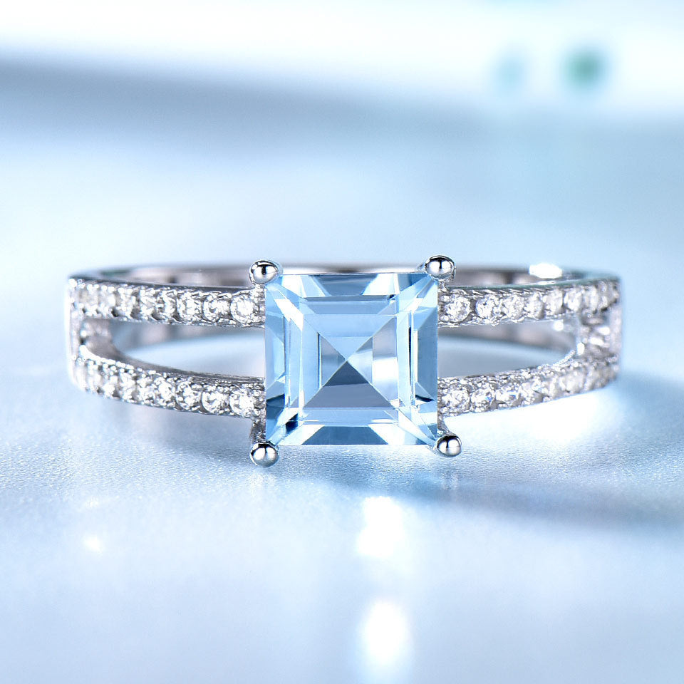 Zenitha Sky Whisper Ring – Calm, Clear, Captivating