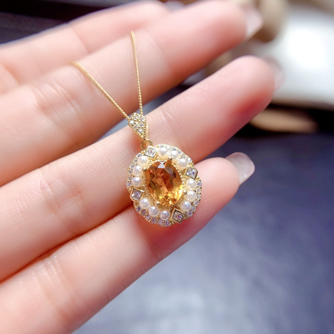 Zenitha Vintage Sunlight Sieradenset – Waar Klassieke Glamour en Gouden Warmte Samenkomen