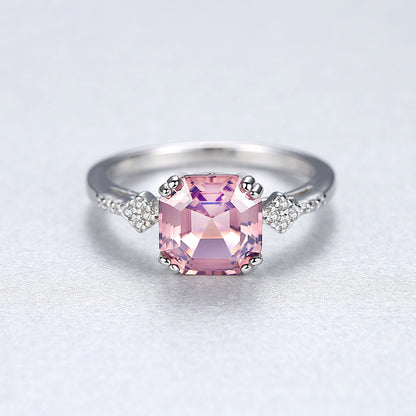 Zenitha Blush Radiance Ring – Waar gratie haar glans vindt