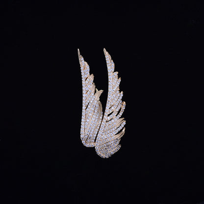 Zenitha Guardian Wings Brooch – Where Strength Meets Stillness