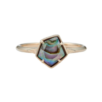 Anillo Sigilo Estelar Zenitha: Simplicidad con un toque de misterio