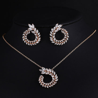 Zenitha Aurelia Vine Jewelry Set – Where Grace Spirals in Gold
