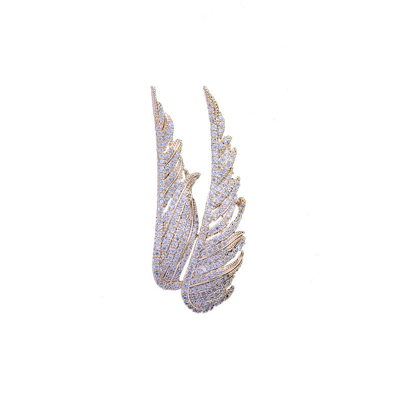 Zenitha Guardian Wings Brooch – Where Strength Meets Stillness