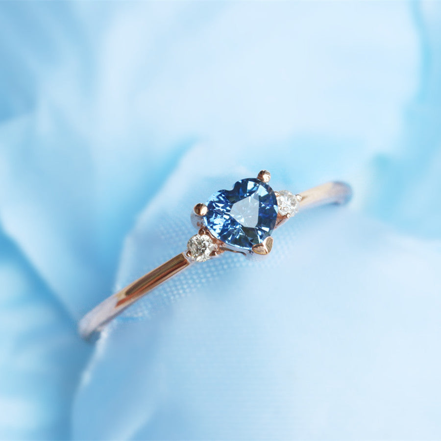 Anillo Zenitha Corazón del Cielo – Un susurro de amor