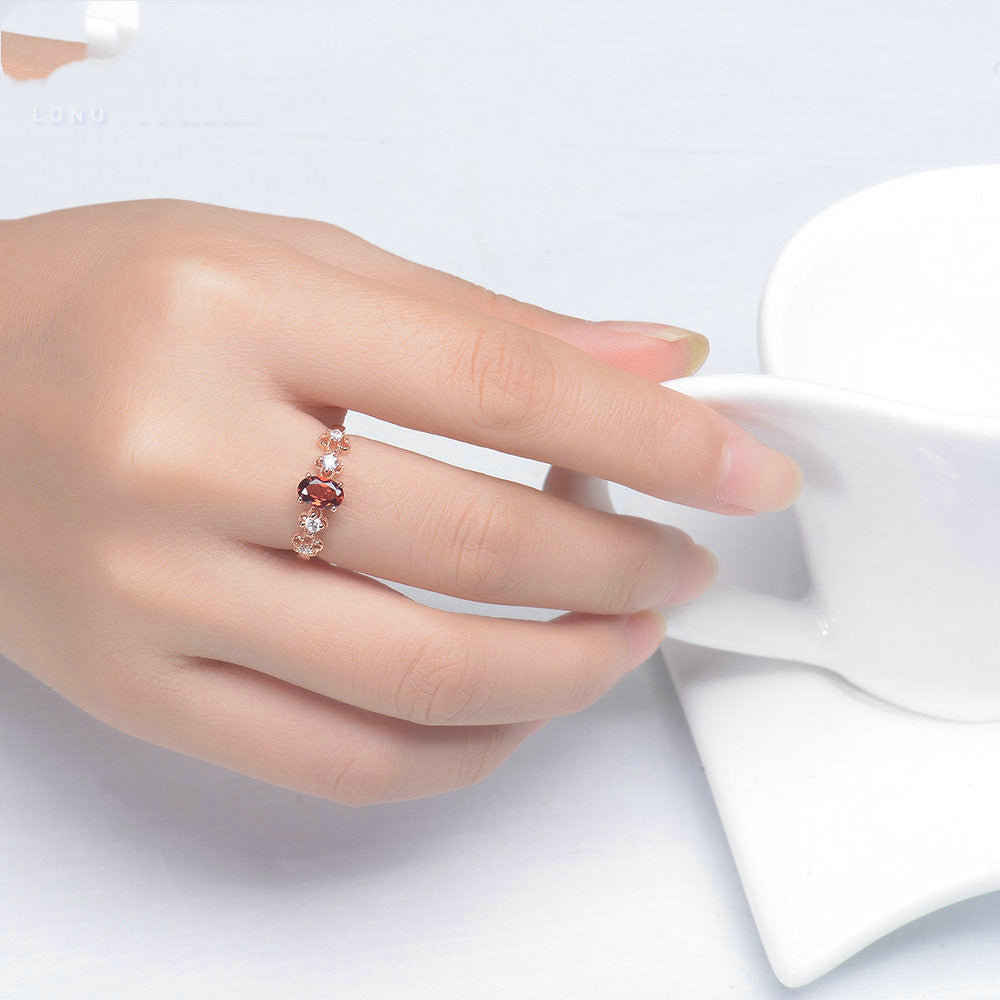 Zenitha Bloomfire Ring – Passion in Petals