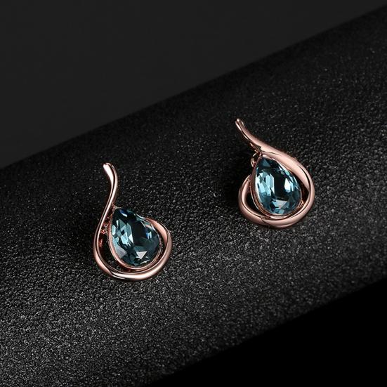 Conjunto de joyas Zenitha Midnight Flow: elegancia que fluye como la medianoche