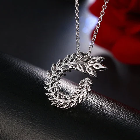 Zenitha Aurelia Vine Jewelry Set – Where Grace Spirals in Gold