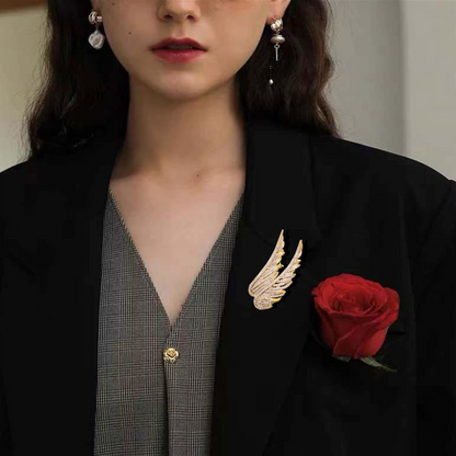 Zenitha Guardian Wings Brooch – Where Strength Meets Stillness
