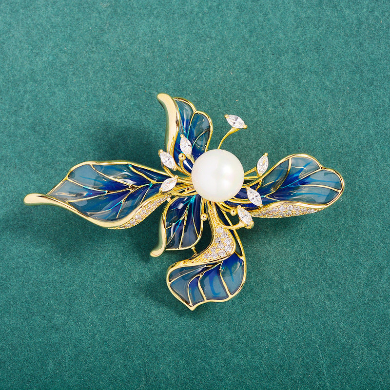 Broche Zenitha Bloomfire: Elegancia en cada pétalo