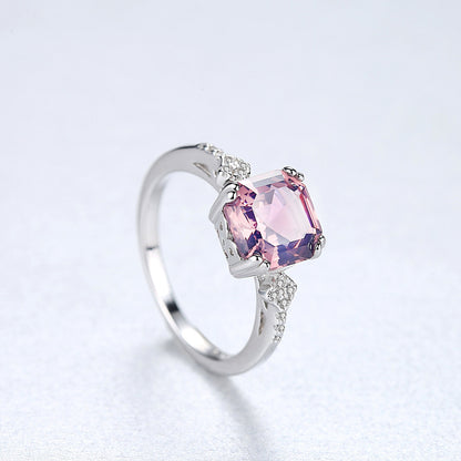Zenitha Blush Radiance Ring – Waar gratie haar glans vindt