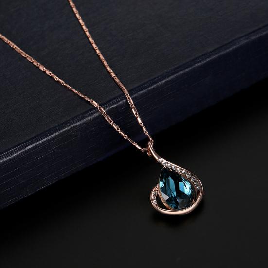 Conjunto de joyas Zenitha Midnight Flow: elegancia que fluye como la medianoche