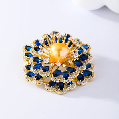 Zenitha Celestial Bloom Broche – Verlicht uw aanwezigheid met goddelijke sprankeling